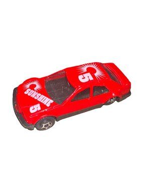 Greenbrier International Red #5 Generic Car 1/64 Diecast 9808000 Sunshine